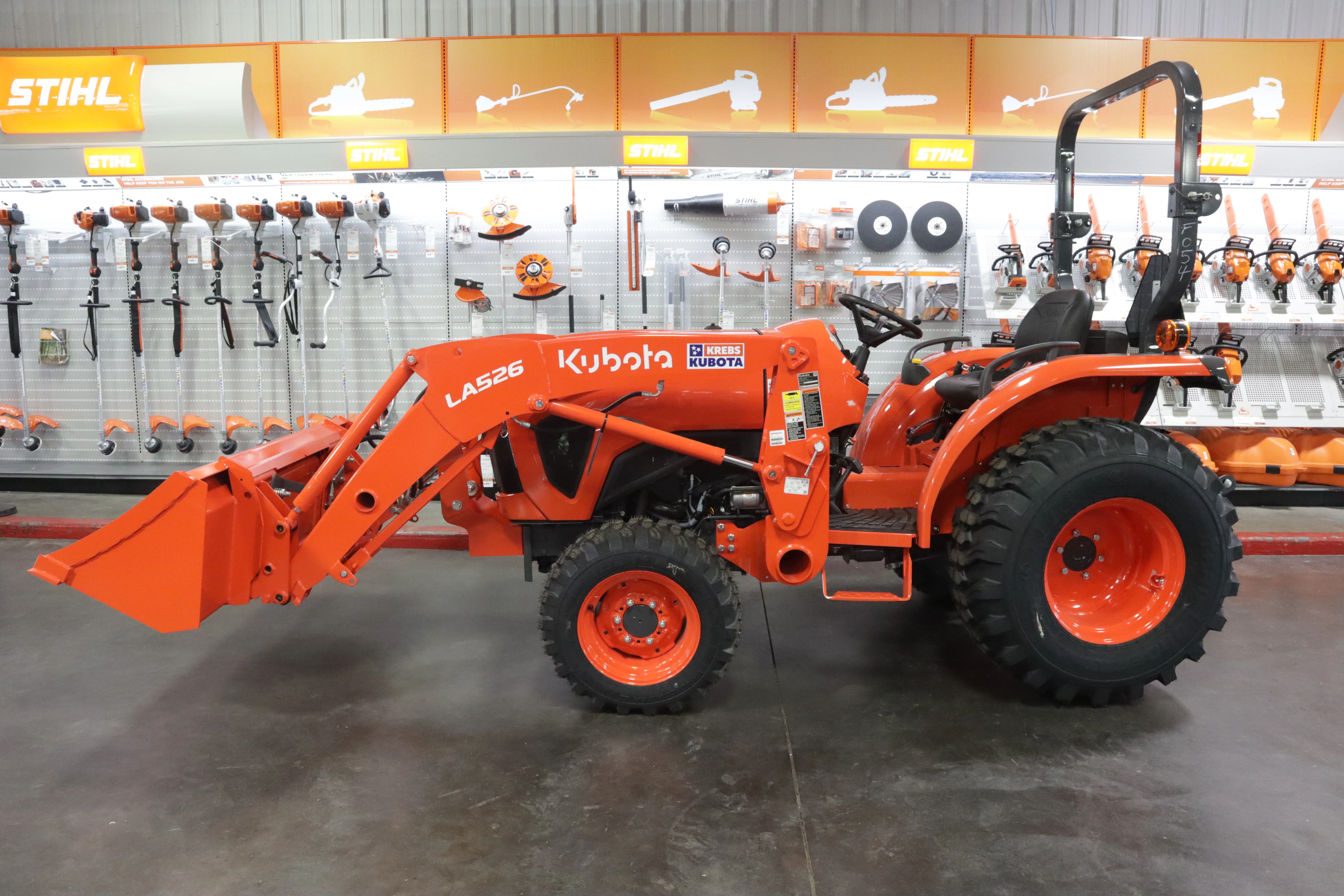 Kubota L3902HST - Image 8