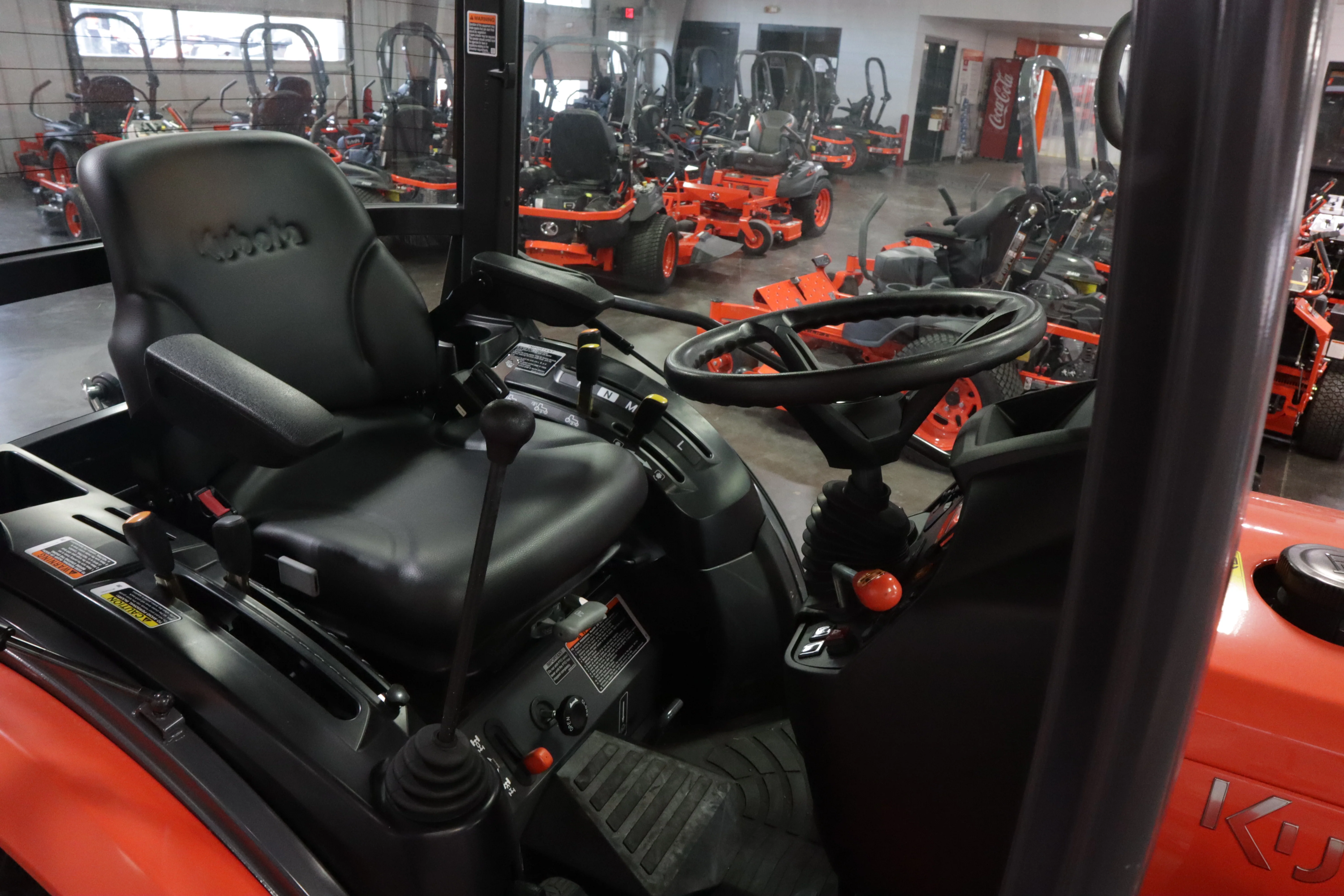 Kubota LX2620HSDC - Image 5
